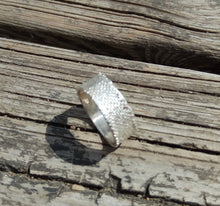 Load image into Gallery viewer, Beautiful Handmade Silver Ring
